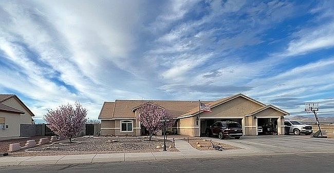 Photo of 400 E Observatory St, Safford, AZ