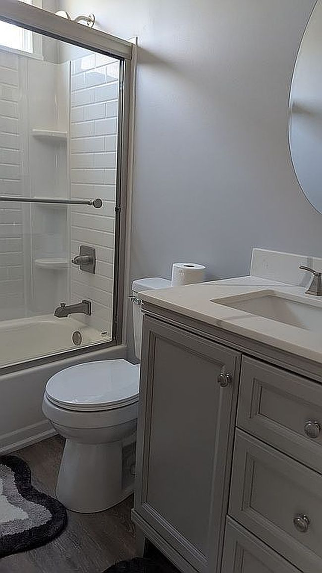 Image of 400 Birchwood Manor Ln