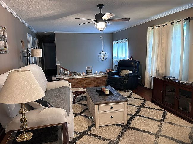 Image of 1008 Panorama Dr