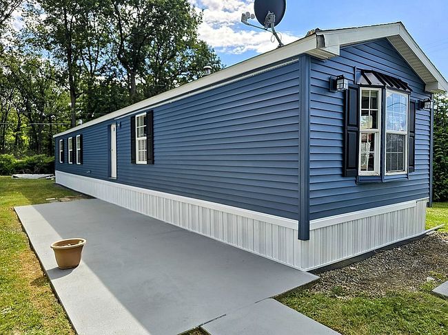 Photo of 8220 Airport Rd Trailer 2, Northampton, PA