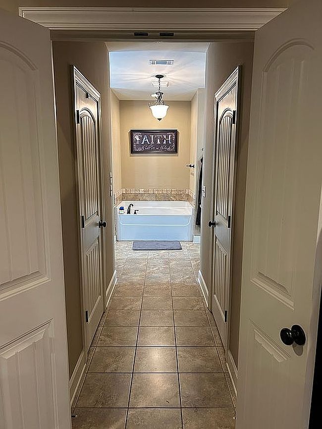 Photo of 1435 Waterford Ln, Tuscaloosa, AL