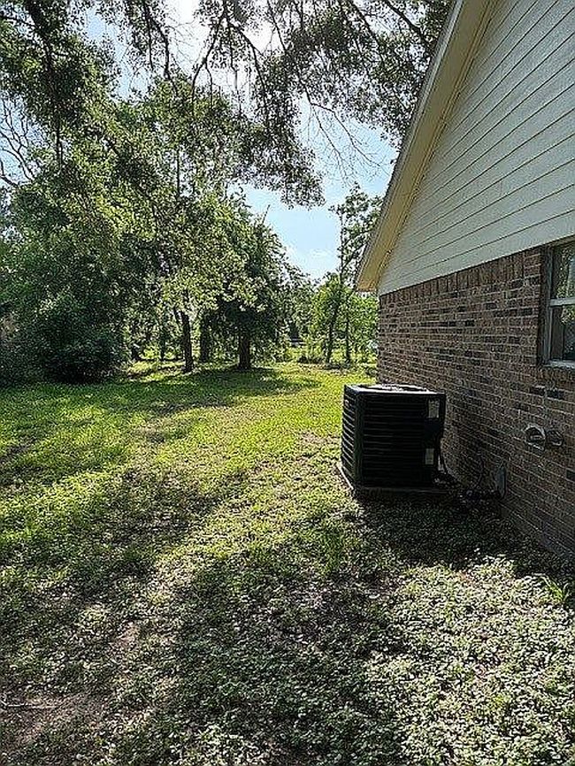 Image of 3825 Harkey Rd