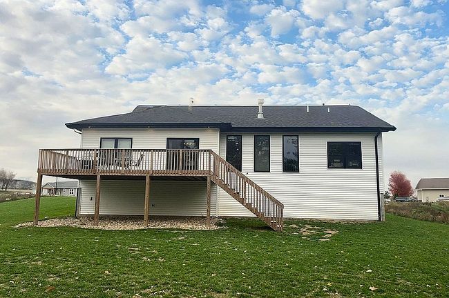 Image of 2303 Prairie Ln