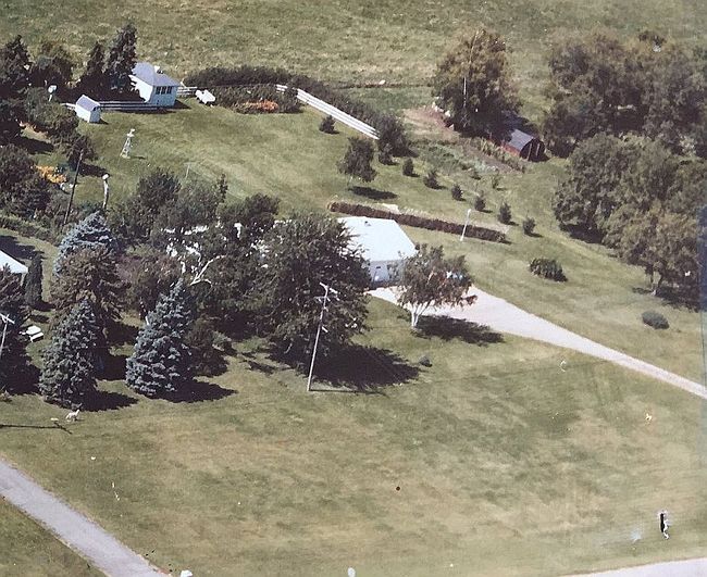 Image of 20941 Chippendale Ave