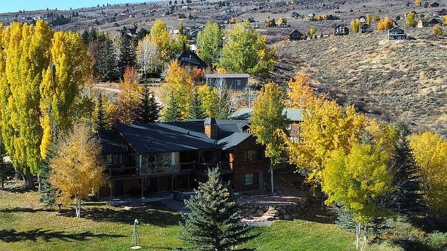 Photo of 161 W Bluebell Cir, Garden City, UT