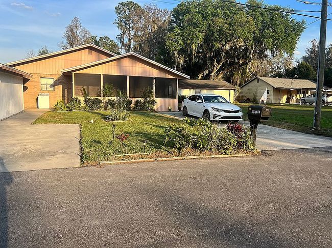 Image of 6424 Jenny Dr