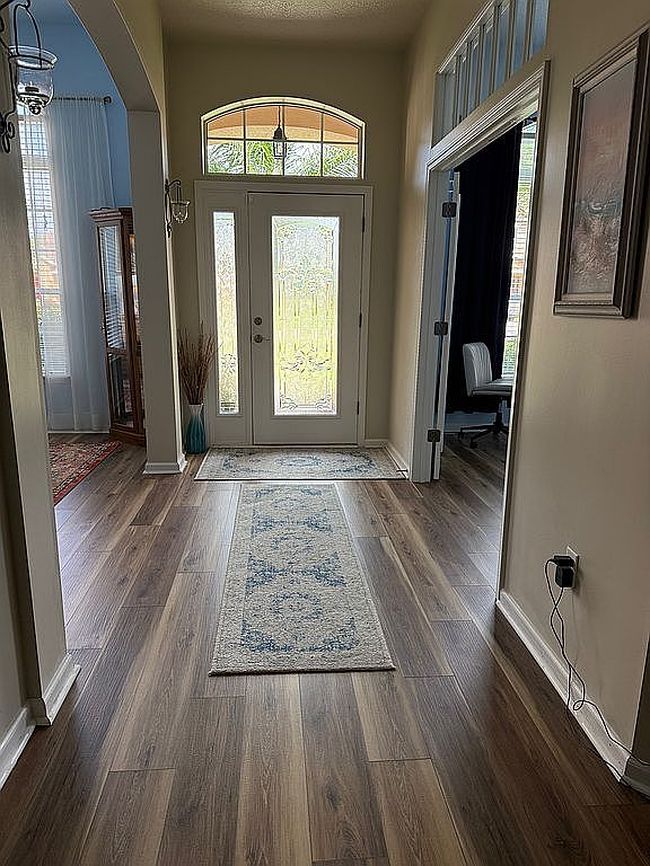 Preview of property located at 4079 Sherman Hills Pkwy W