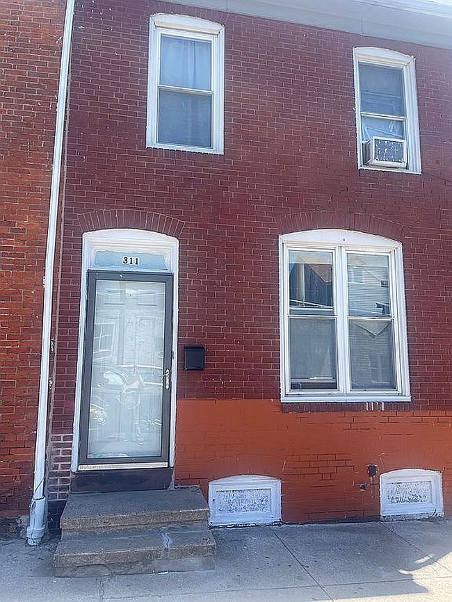 Image of 311 S 8th St