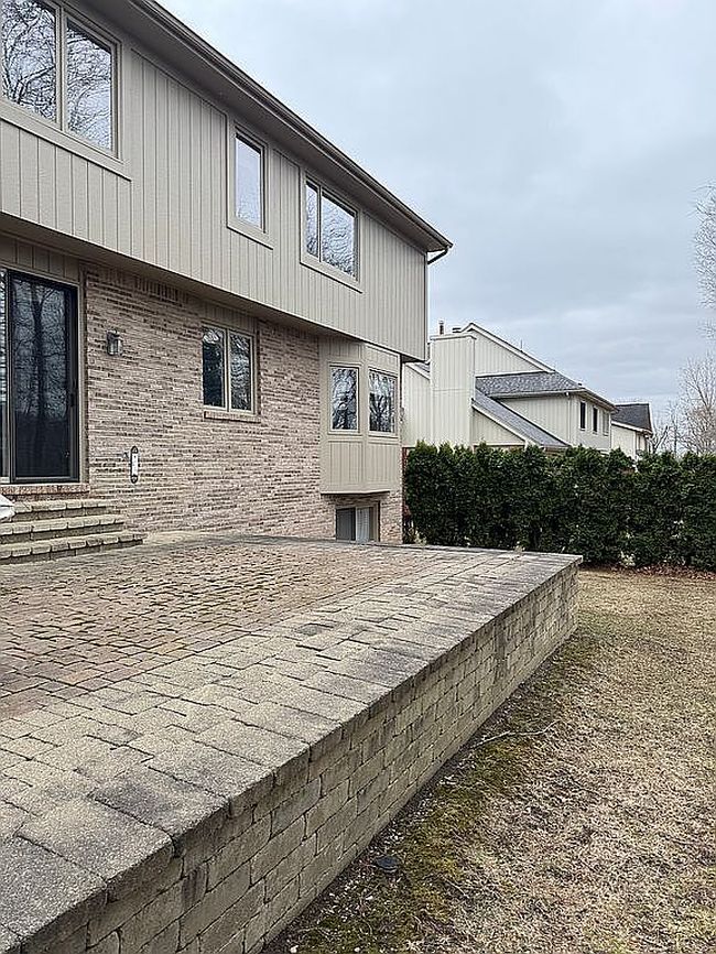 Photo of 7158 Buena Vista Ct