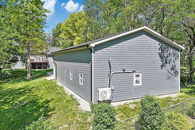 Image of 1915 69th St