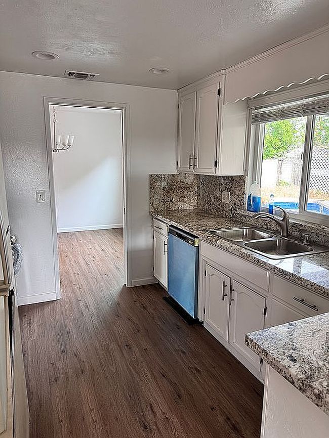 Image of 1272 Eastridge Pl