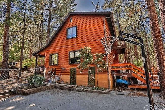 Image of 1142 Robin Rd