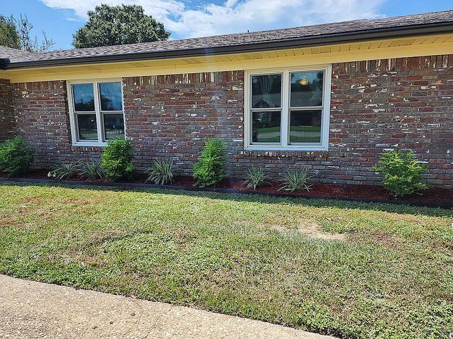 Additional photo 2 of property located at 454 Barcelona Dr