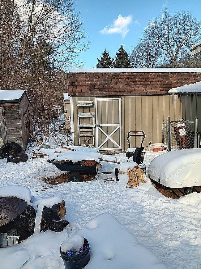 Photo of 9 Deerwood Ln, Wales, MA