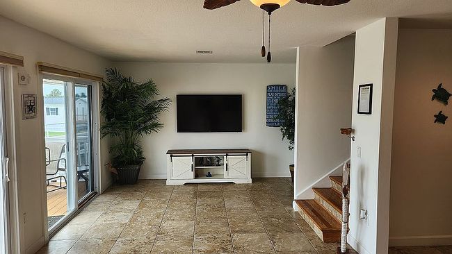 Photo of 850 Oak St, Fort Myers Beach, FL