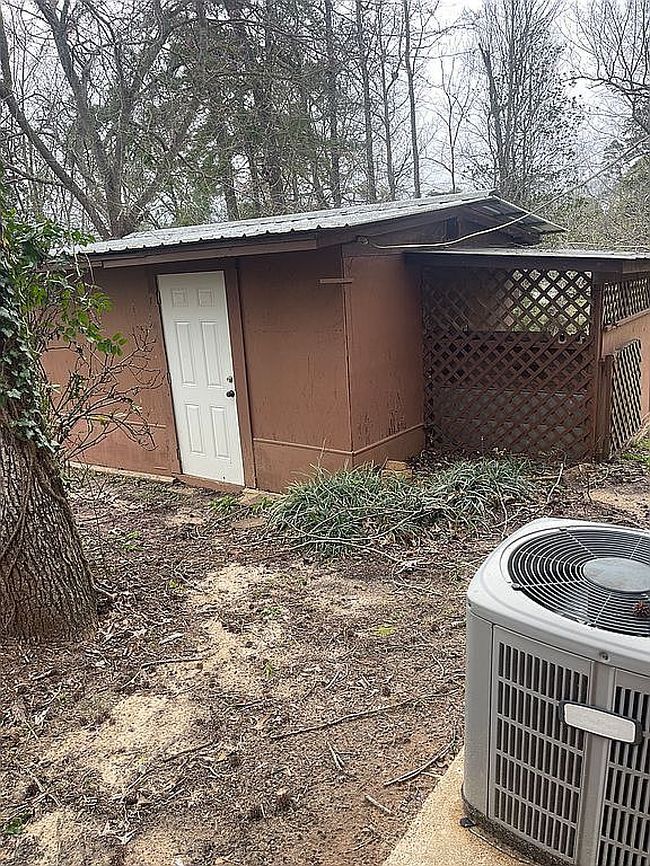 Image of 480 Elaine Dr