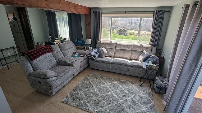 Image of 293 Holland Ct