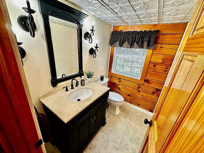 Photo of 226 Ledge Dr, Plainfield, NH