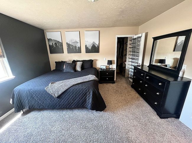 Photo of 891 Blue Sage Way, Rock Springs, WY