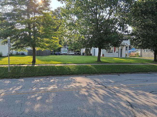 Photo of 215 N Center St, Plainfield, IN