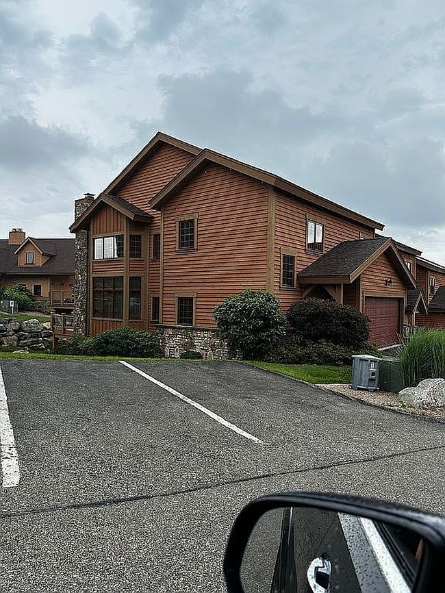 Photo of 258 Southwind Dr, Champion, PA