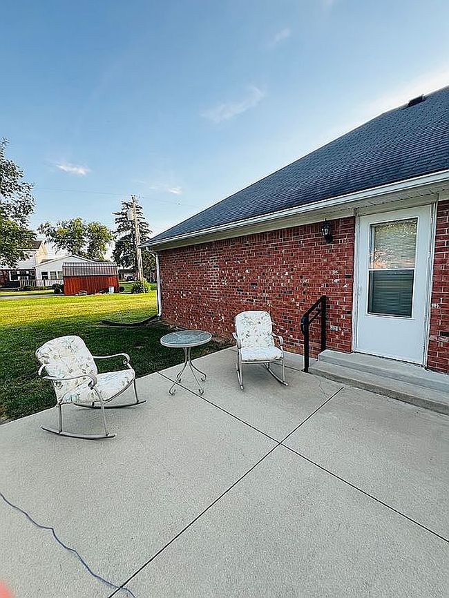 Additional photo 1 of property located at 843 Freedom Dr