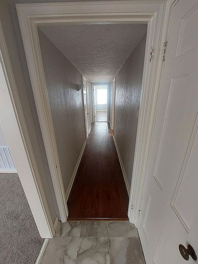 Image of 2285 Long St