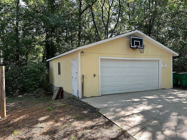 Photo of 1601 Bonnie Ln, Charlotte, NC