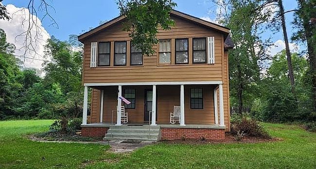 Photo of 382 Lower Rebecca Rd, Fitzgerald, GA
