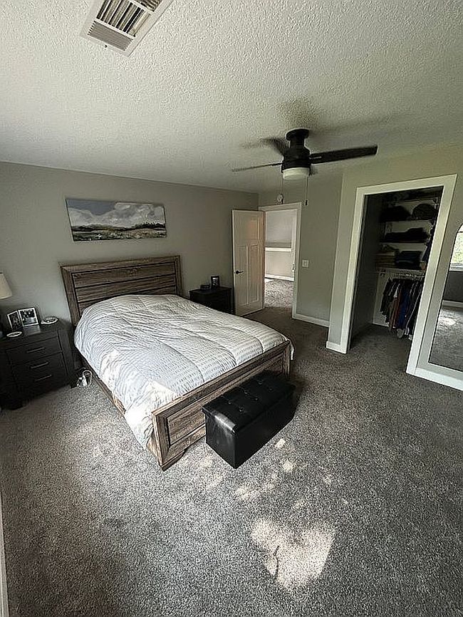 Photo of 354 Country Club Ct, Eldridge, IA