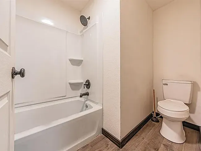Image of 488 Hill Rd