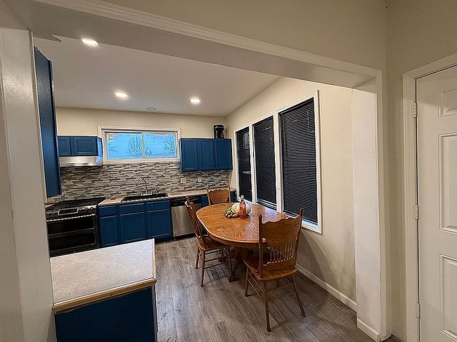 Image of 5952 Hazlett St