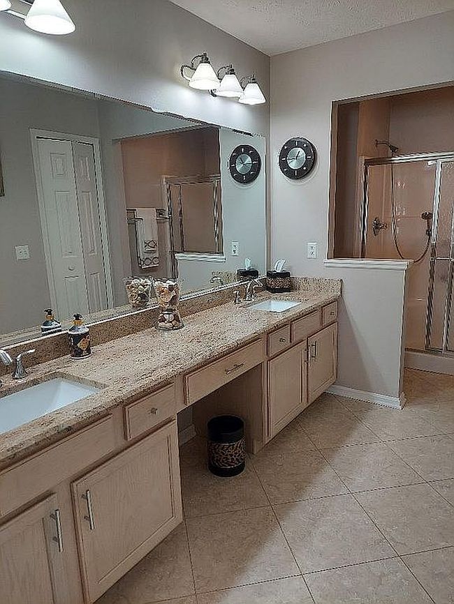 Photo of 4515 High Vista Cir Ne, Canton, OH