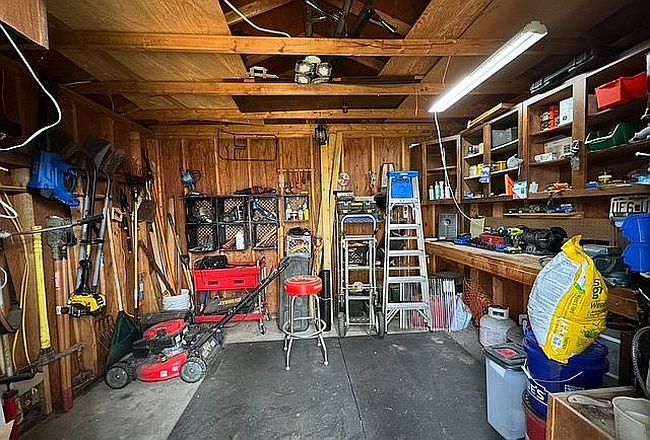 Image of 2928 Kansas Ave