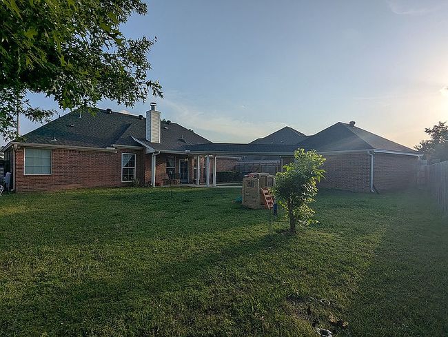 Image of 6220 Gracemount Ln