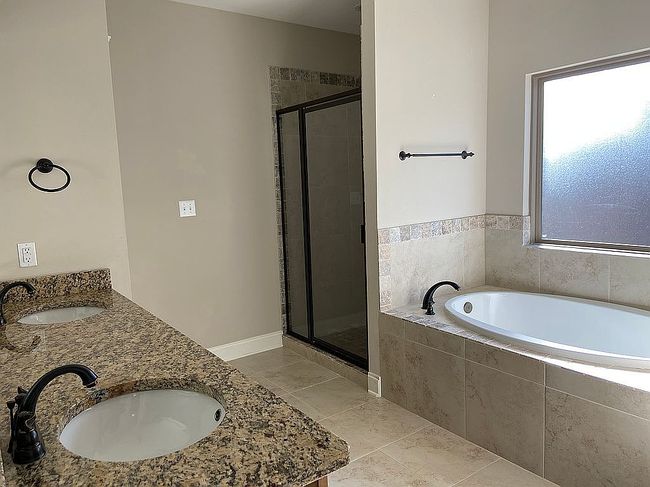 Image of 380 Scarlett Ave