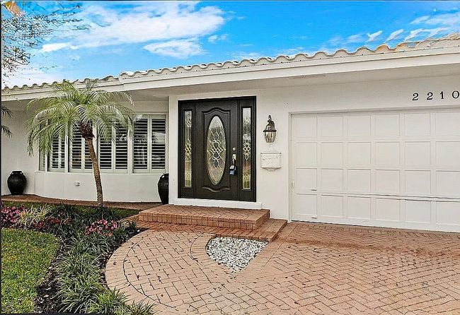 Photo of 2210 Ne 61st Ct, Fort Lauderdale, FL
