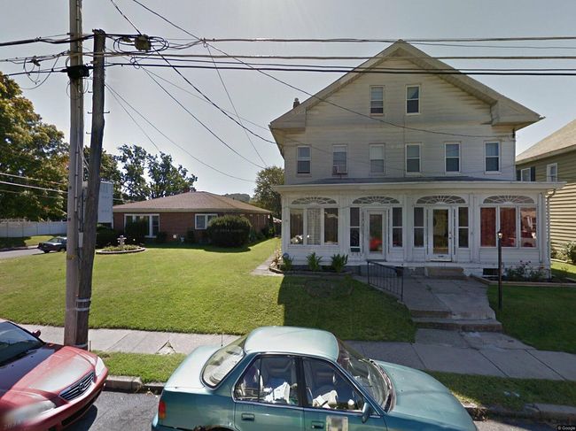 Image of 175 E Madison St