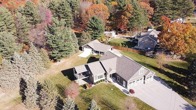 Image of 1398 N Lakeshore Dr