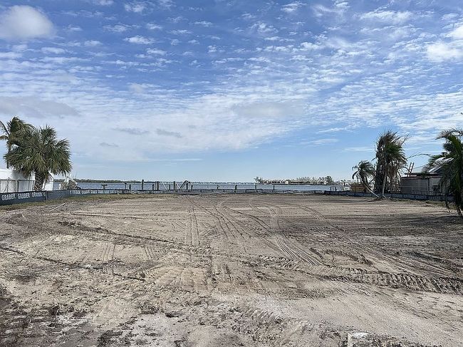Photo of 2205 Avenue A, Bradenton Beach, FL