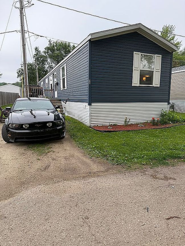 Photo of 739 55th St Ne Lot 30