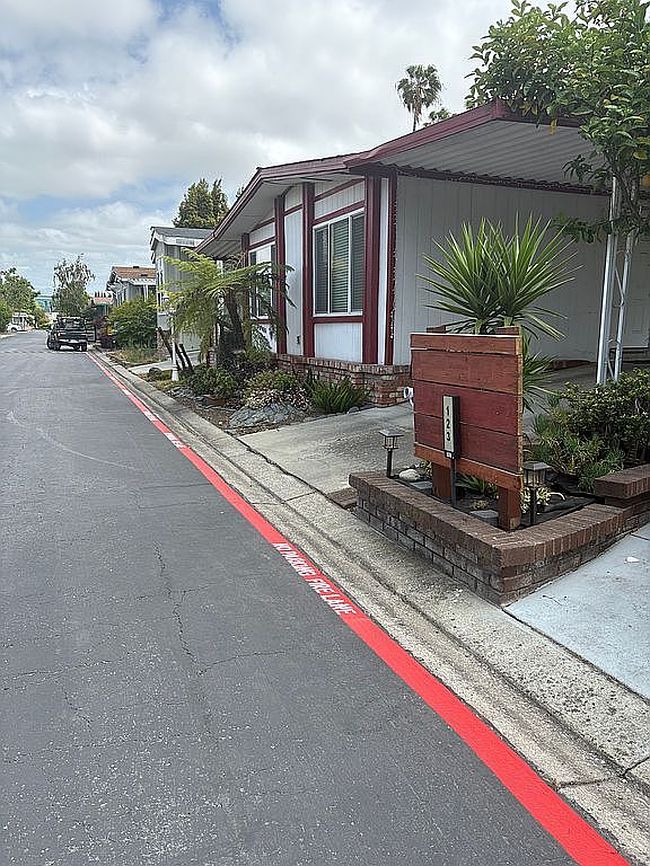 Additional photo 1 of property located at 4271 N Ist St #124