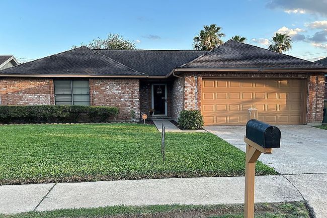 1905 W Acadia St, Harlingen, TX