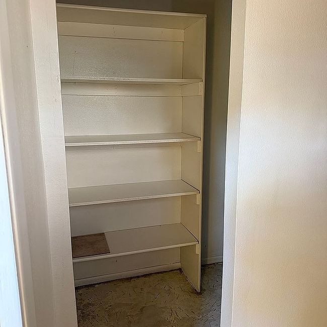 Additional photo 1 of property located at 1101 S 10th Ave