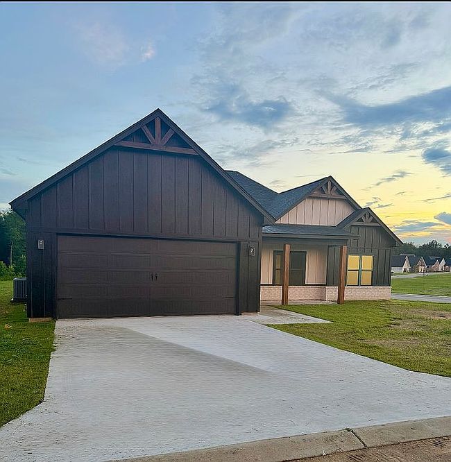 Photo of 500 Bella Vista Dr, West Monroe, LA