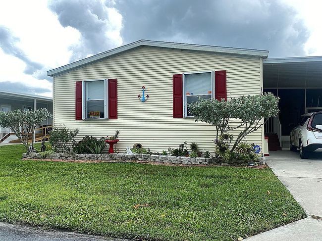 Photo of 135 Harborhill Dr