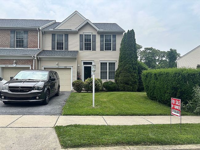 Photo of 1510 Capital View Dr, New Cumberland, PA