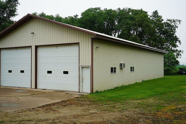 Photo of 10055 460th St, Wanamingo, MN