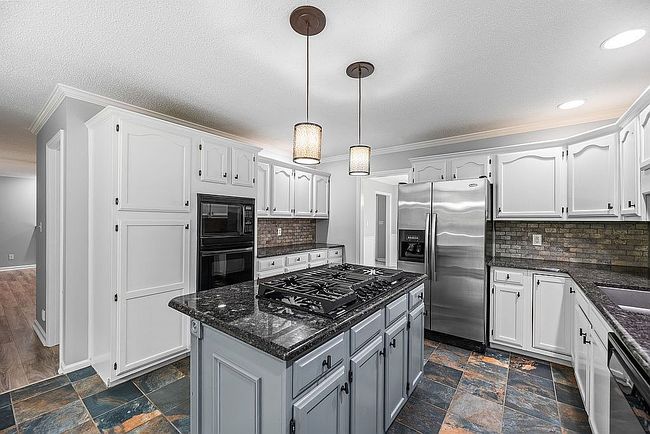 Image of 2304 Brighton Farms Blvd