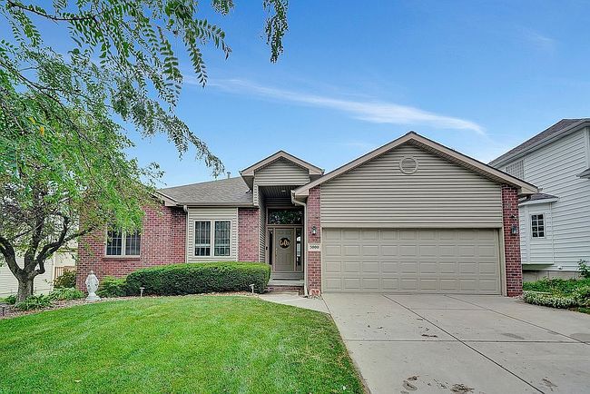Photo of 5000 Country Hill Rd, Lincoln, NE